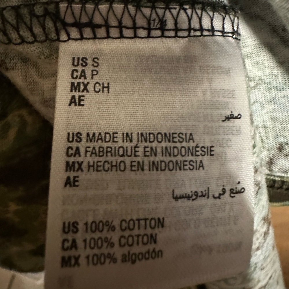 INC International | Green Tea Leaf Camouflage Pattern Play Hoodie T-Shirt | Sz:S - Picture 8 of 14